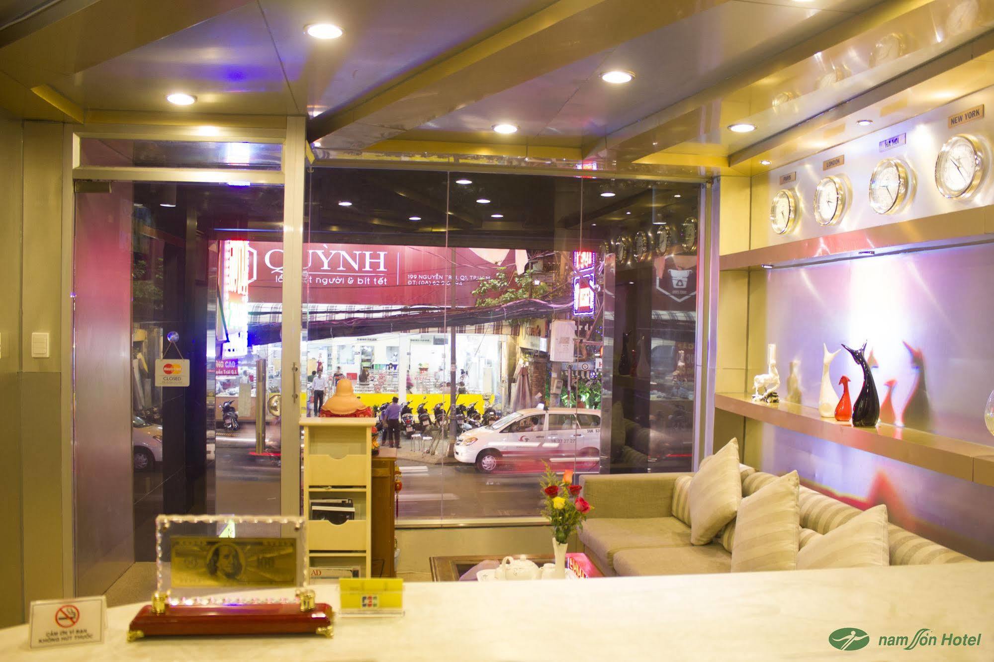 Nam Son Hotel 胡志明市 外观 照片