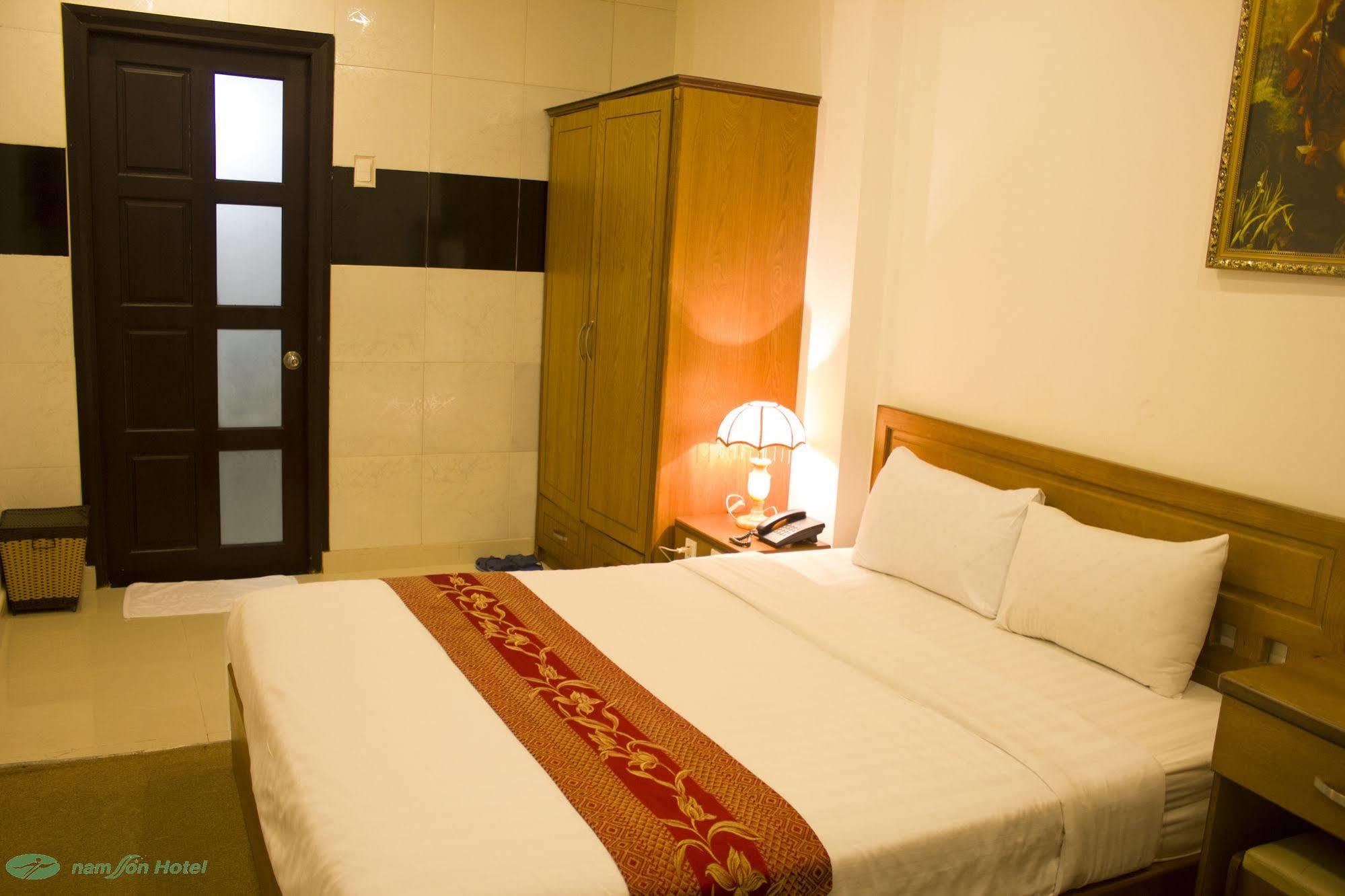 Nam Son Hotel 胡志明市 外观 照片