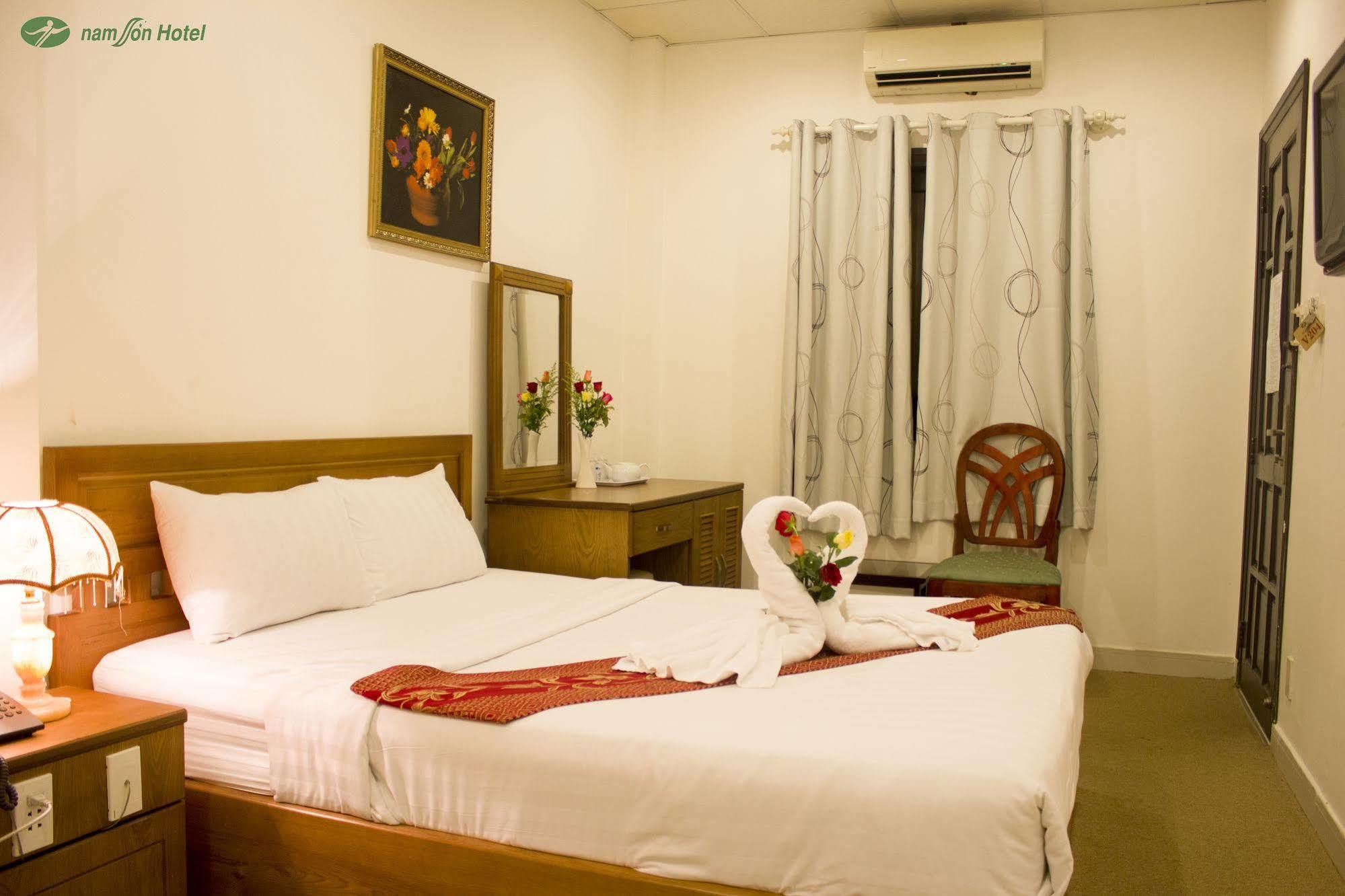 Nam Son Hotel 胡志明市 外观 照片